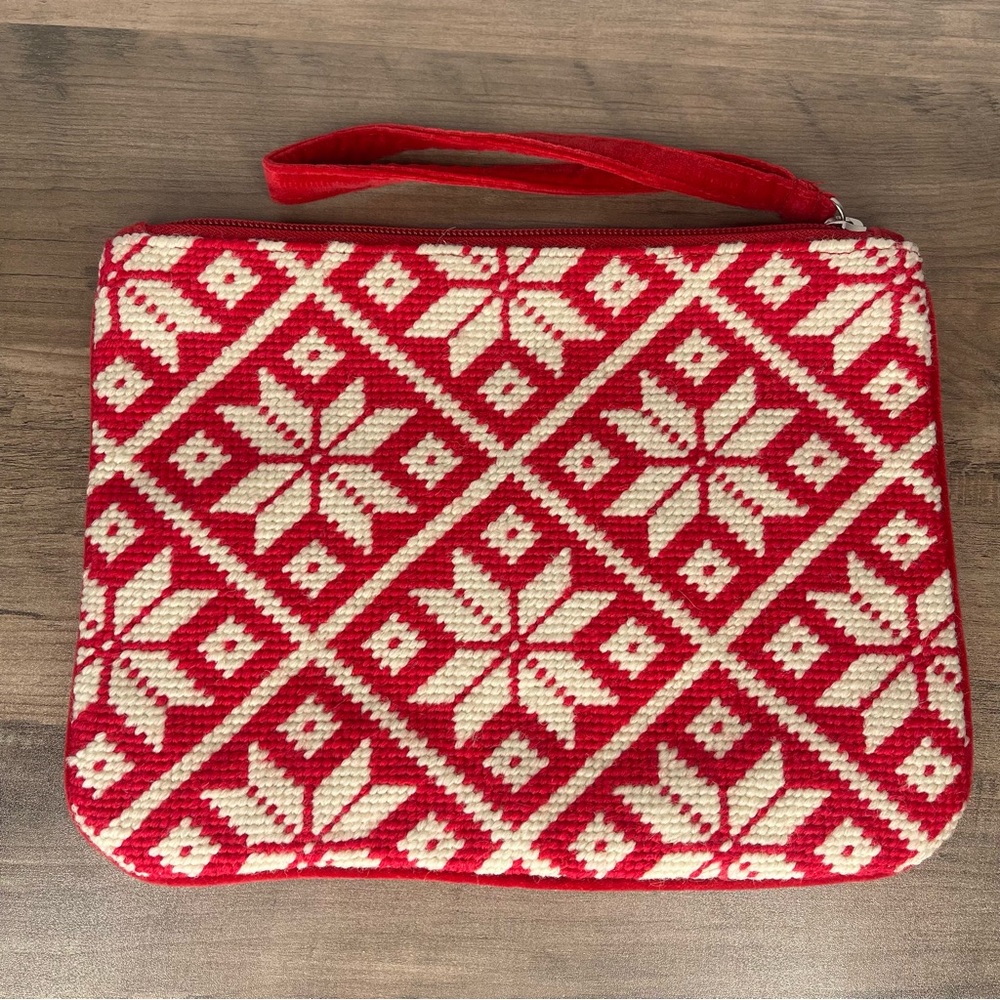 Lands End crochet knitted winter‎ sweater full zip clutch wristlet